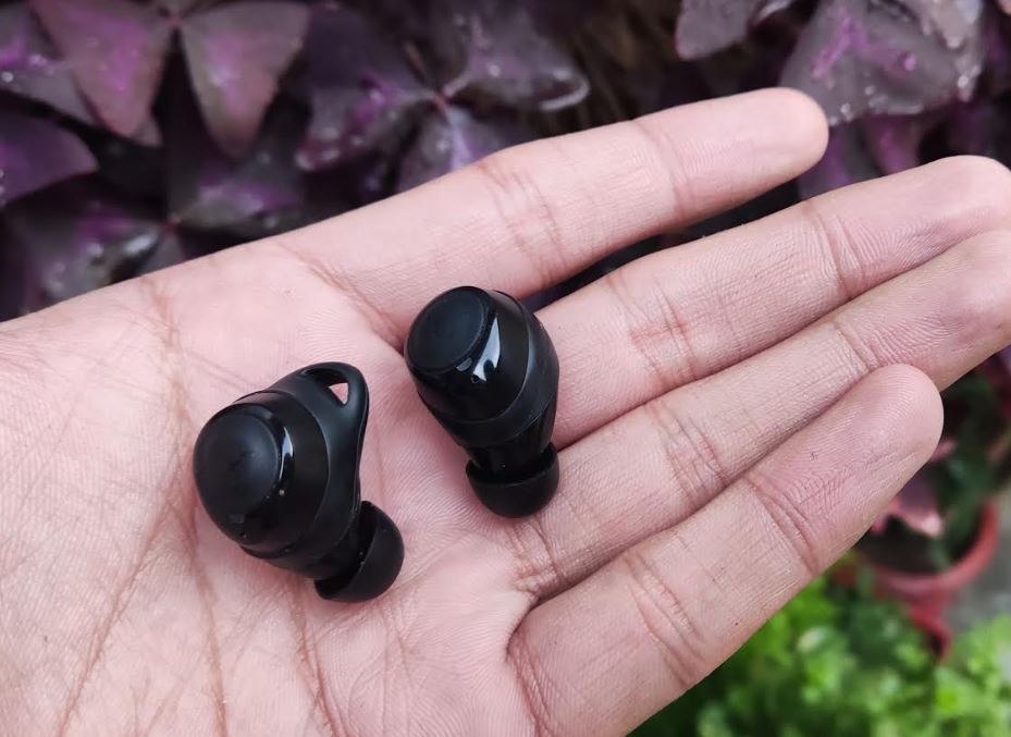 Soundcore Life A1 earbuds user image